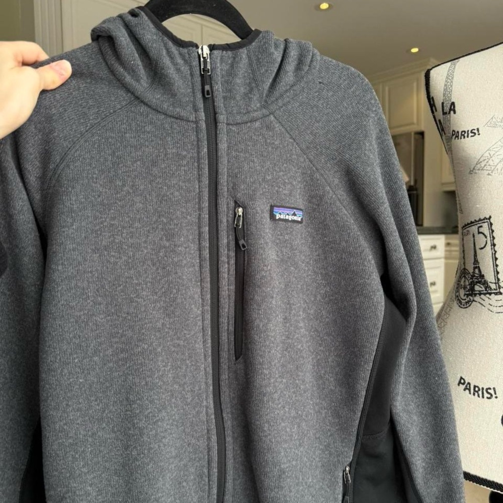 Patagonia Men's Charcoal Zip-Up Sweater